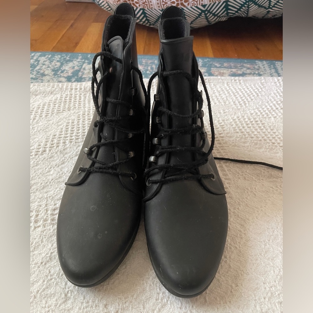 Loeffler Randall rubber lace up rain boots